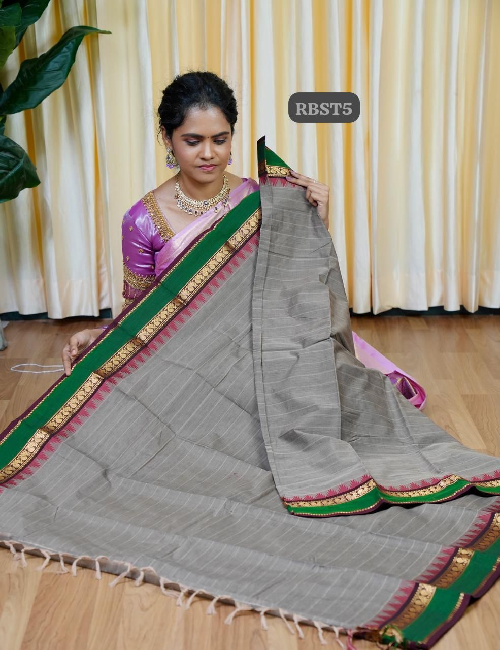 Kanchi Cotton Sareeš„°