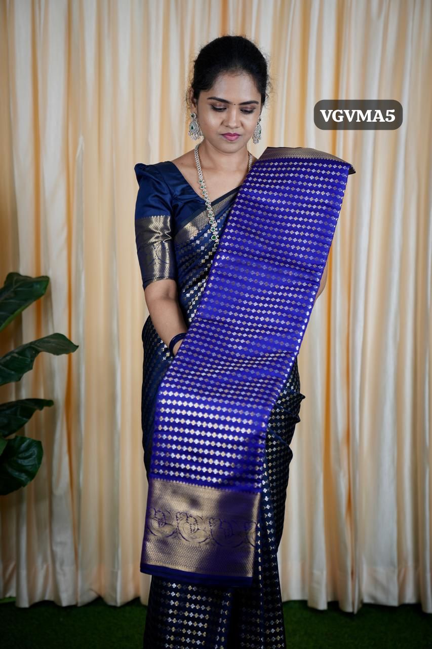 Sridevi inspired saree( no animal figure)🥳