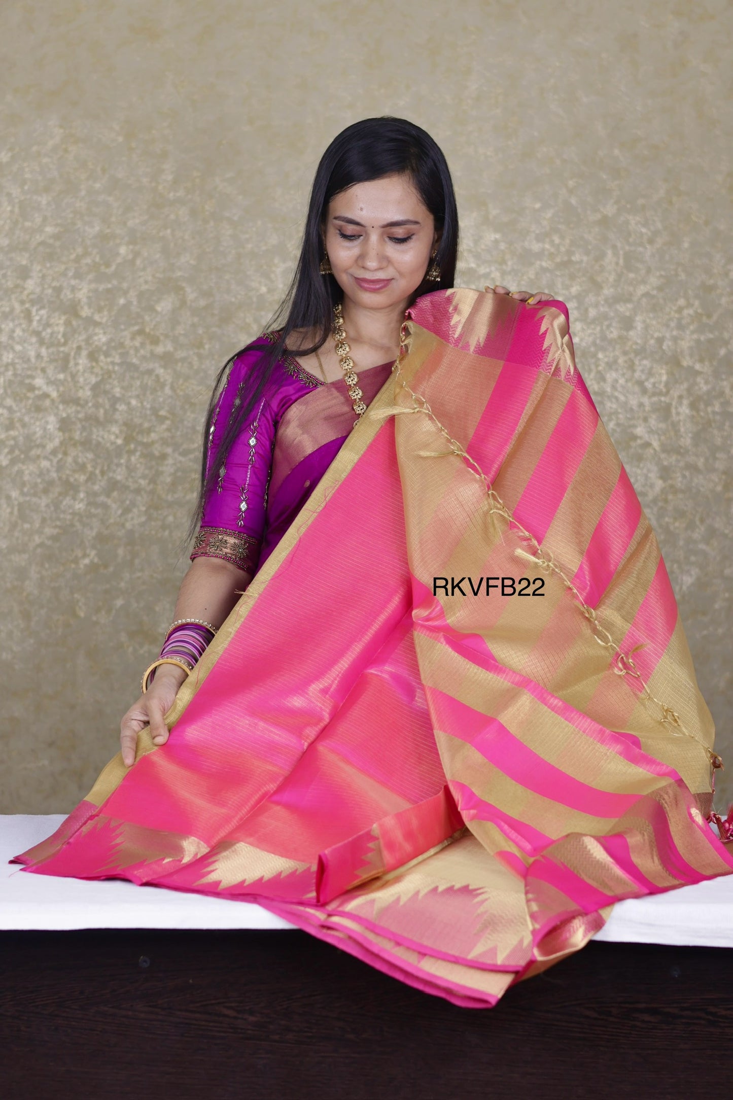 Tissue sarees 🥳prebook