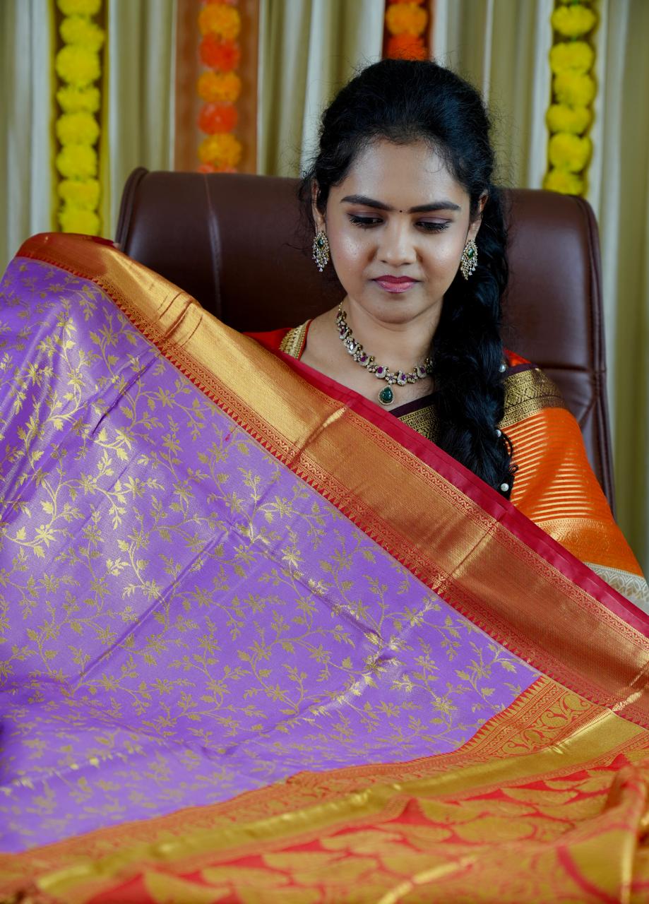 Kanchipuram semi silk š„³golden prebook