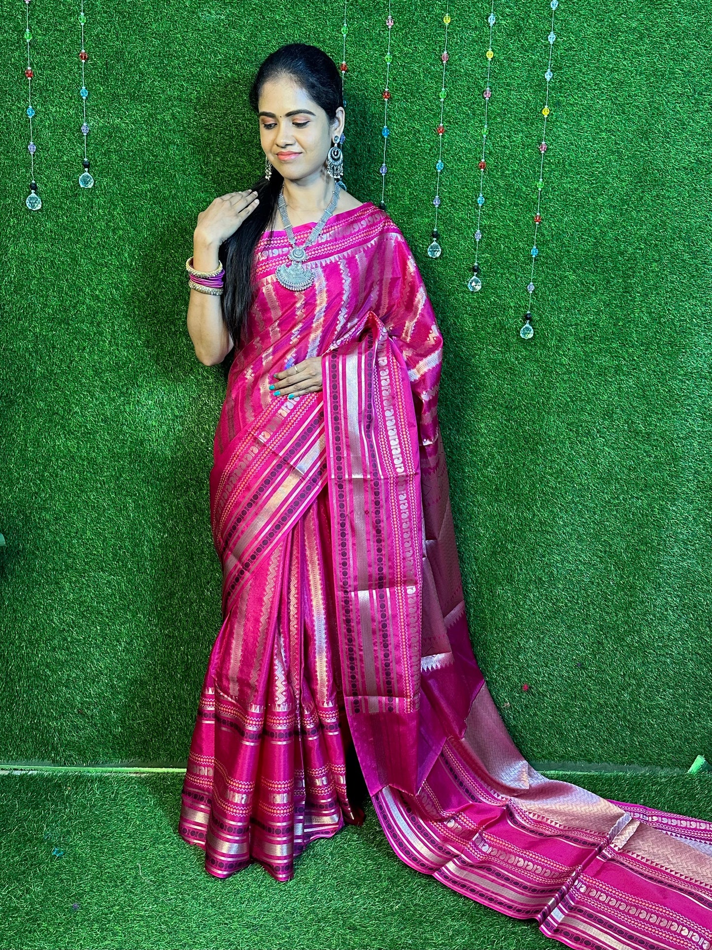 Warm silk sarees prebook š„³