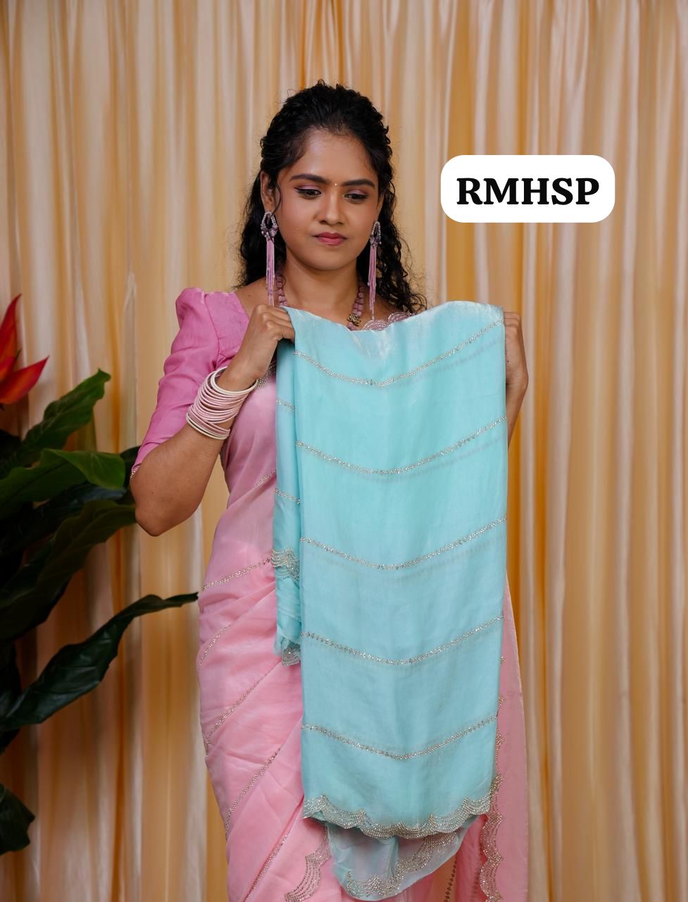 Space silk saree 🥰
