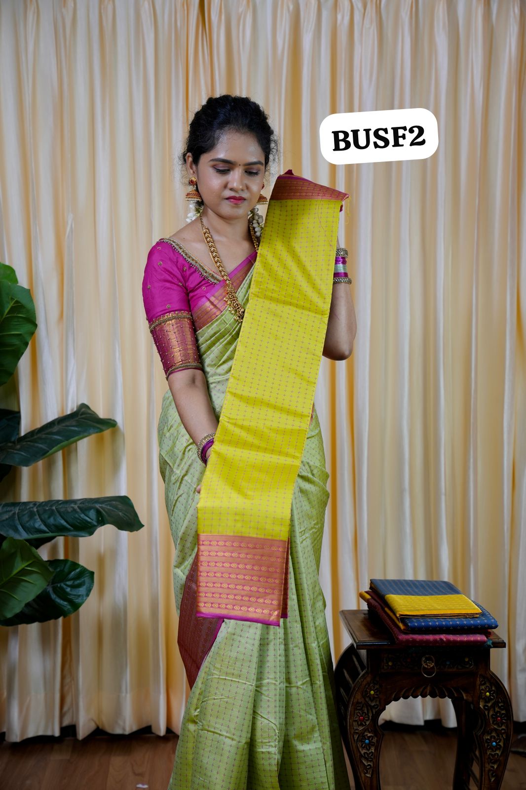 Soft silk sarees in thousand buttas style with Contrast Blouse🥰😎