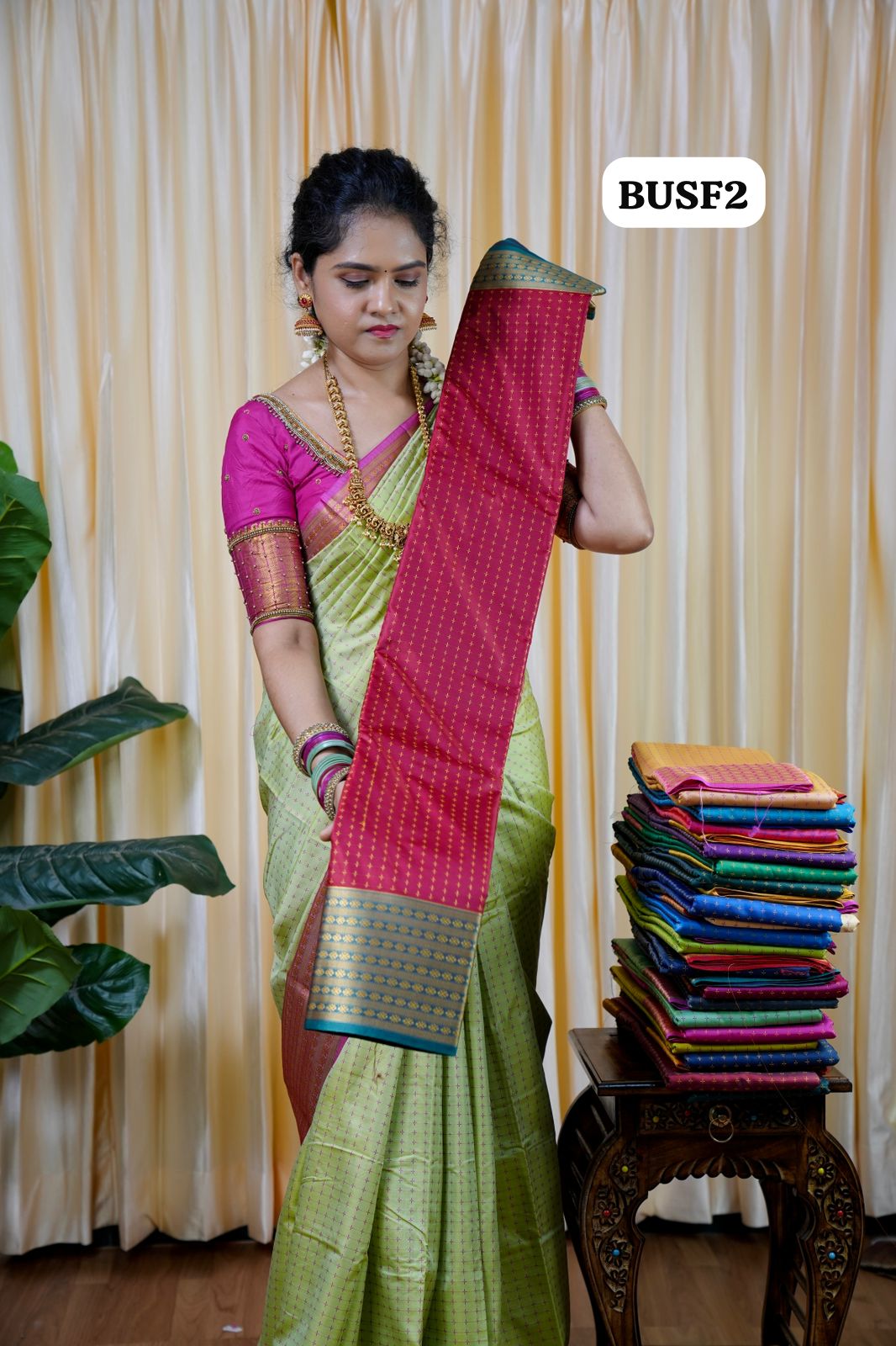Soft silk sarees in thousand buttas style with Contrast🥰😎