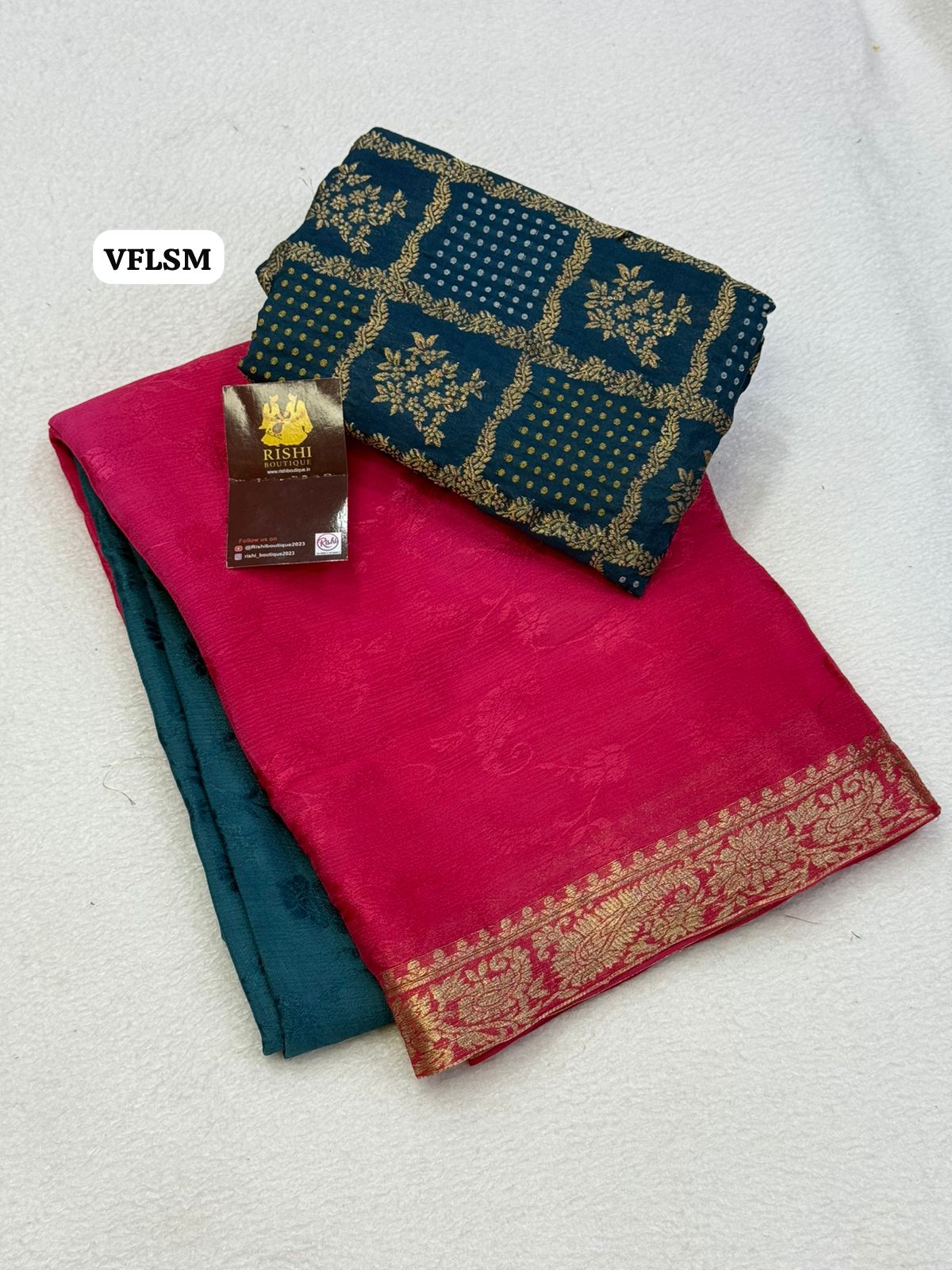 Viscose Chinnon saree 2d self embossed design with small border🥳