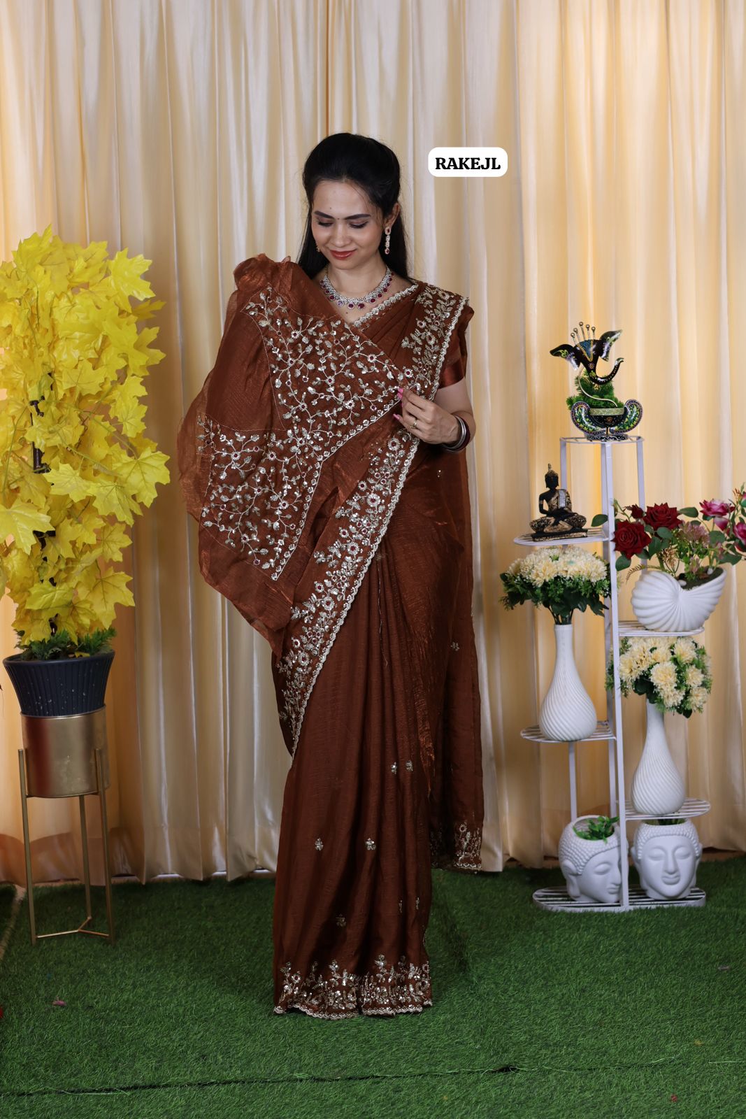 Space silk model with heavy sequins and embroidery work
Coffee brown color offer😍