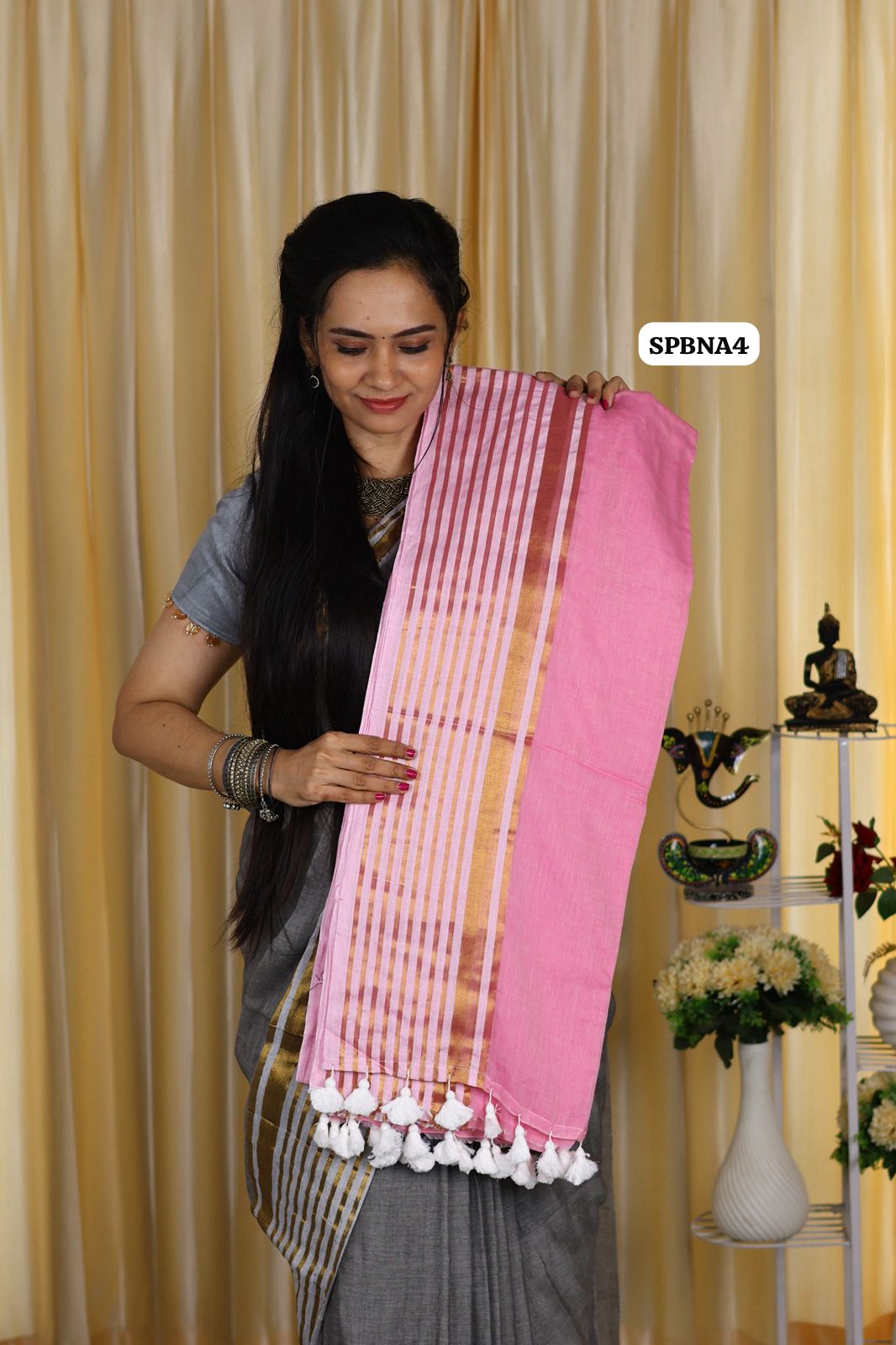 Mulmul cotton saree light weight with running blouse😍🥳