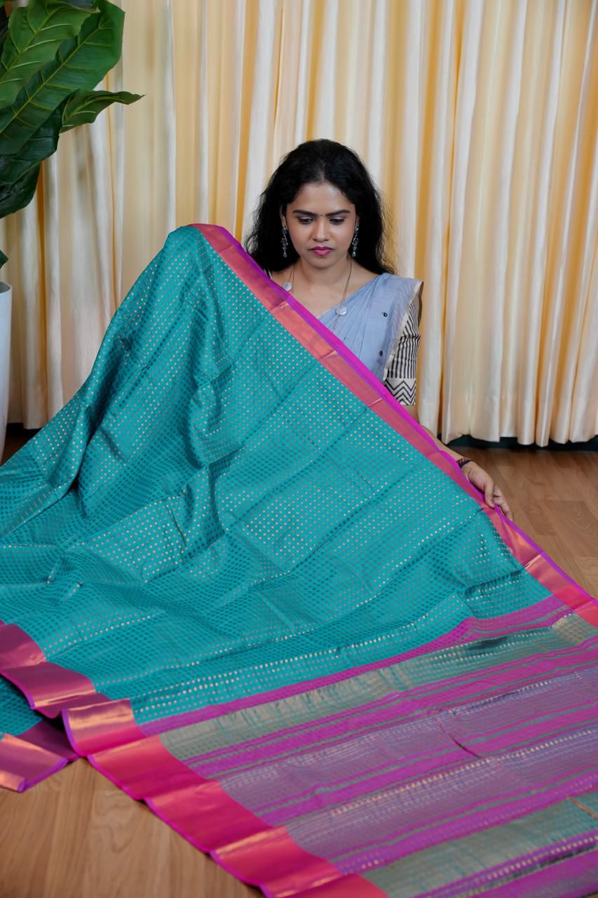 1000 Butta’s semi silk saree🥰😎📚