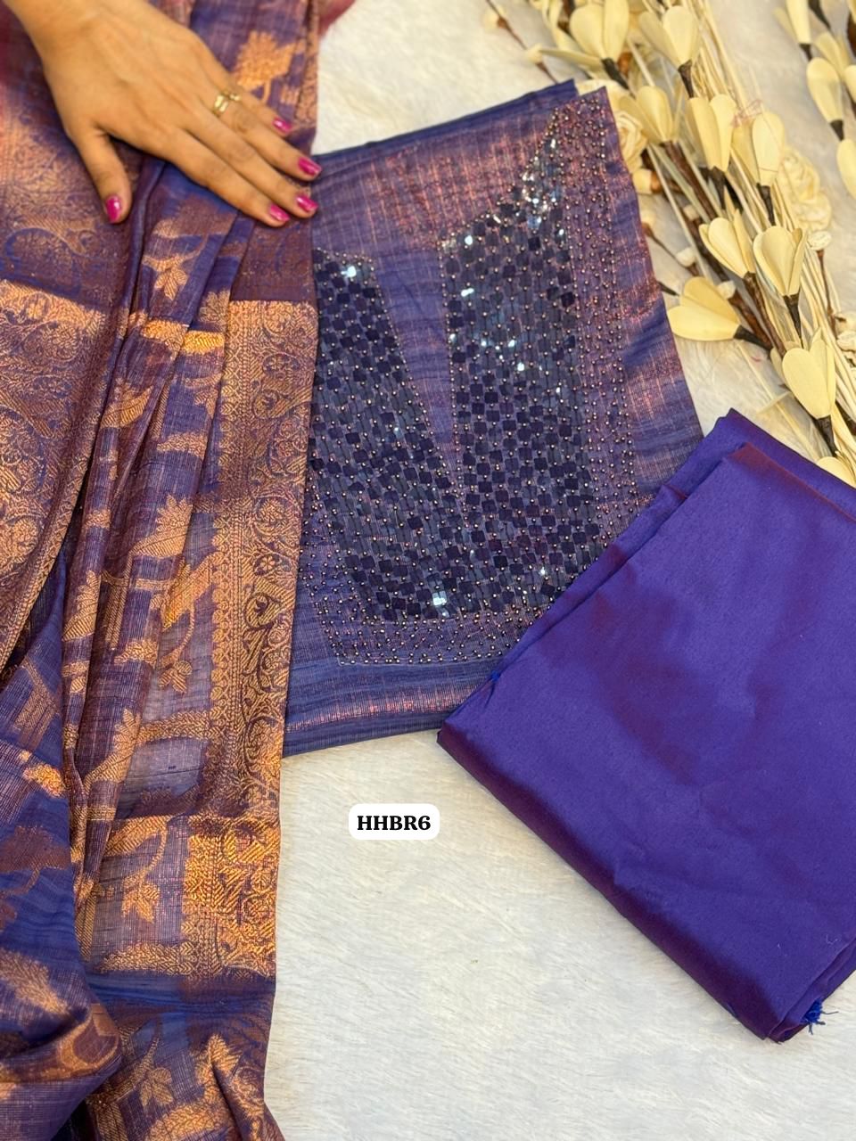 Banarasi silk top and bottom with duppatta(Unstitched)🥳