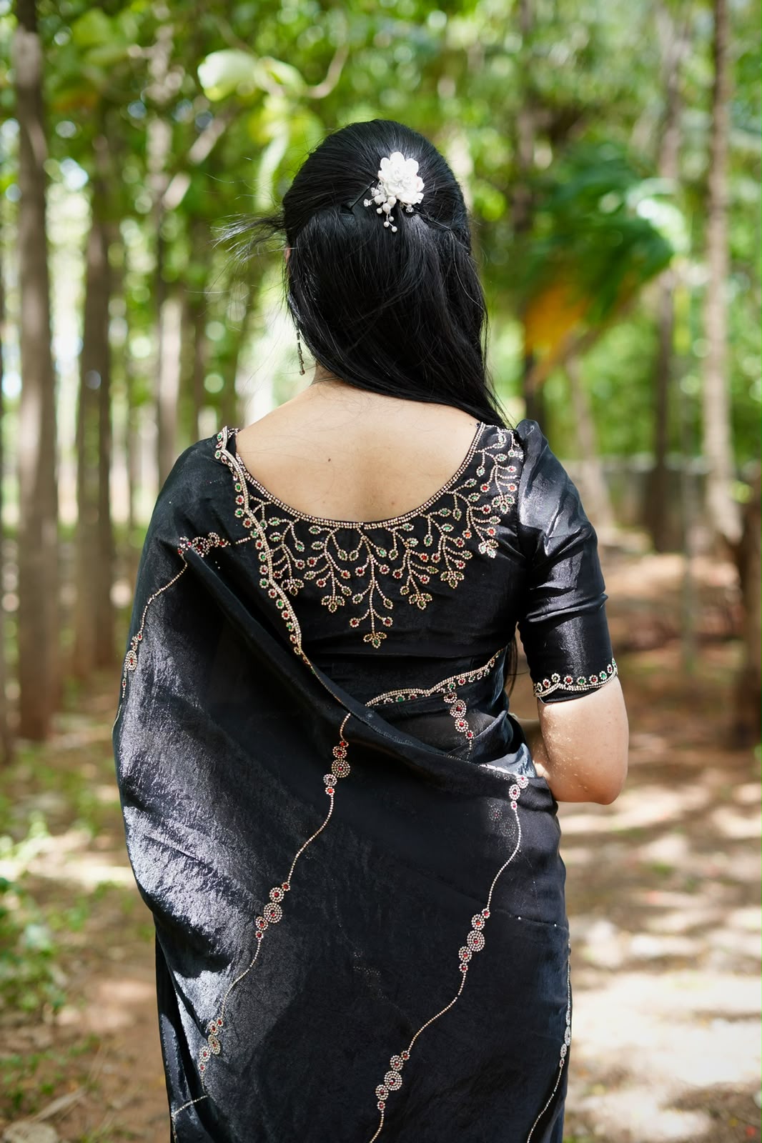 Premium space silk sarees🥳