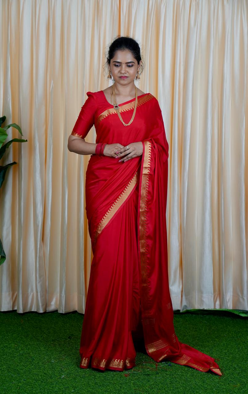 Mysore crepe silk with golden zari 🥳