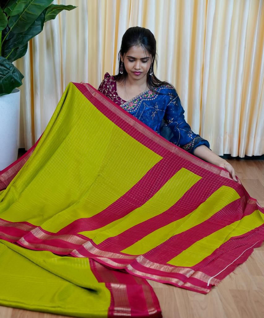 Dola silk sarees🥰😎📚