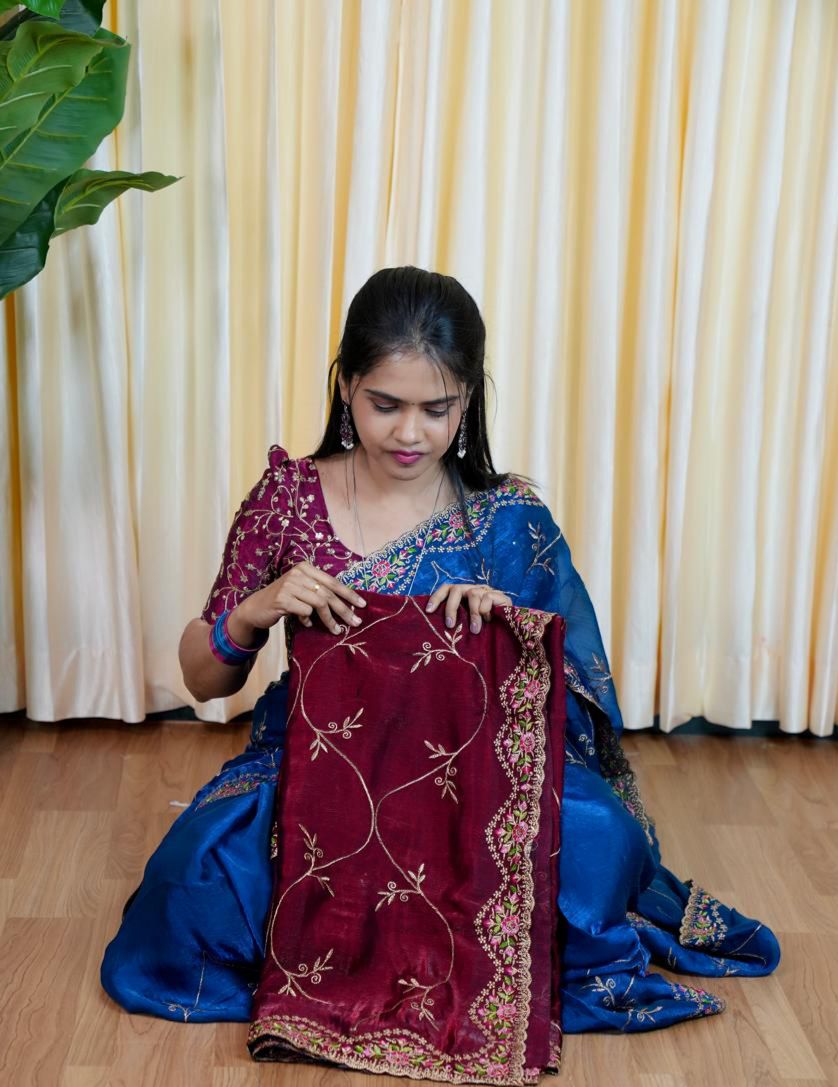 Space silk saree with embroidery blouse😍🥰😎📚