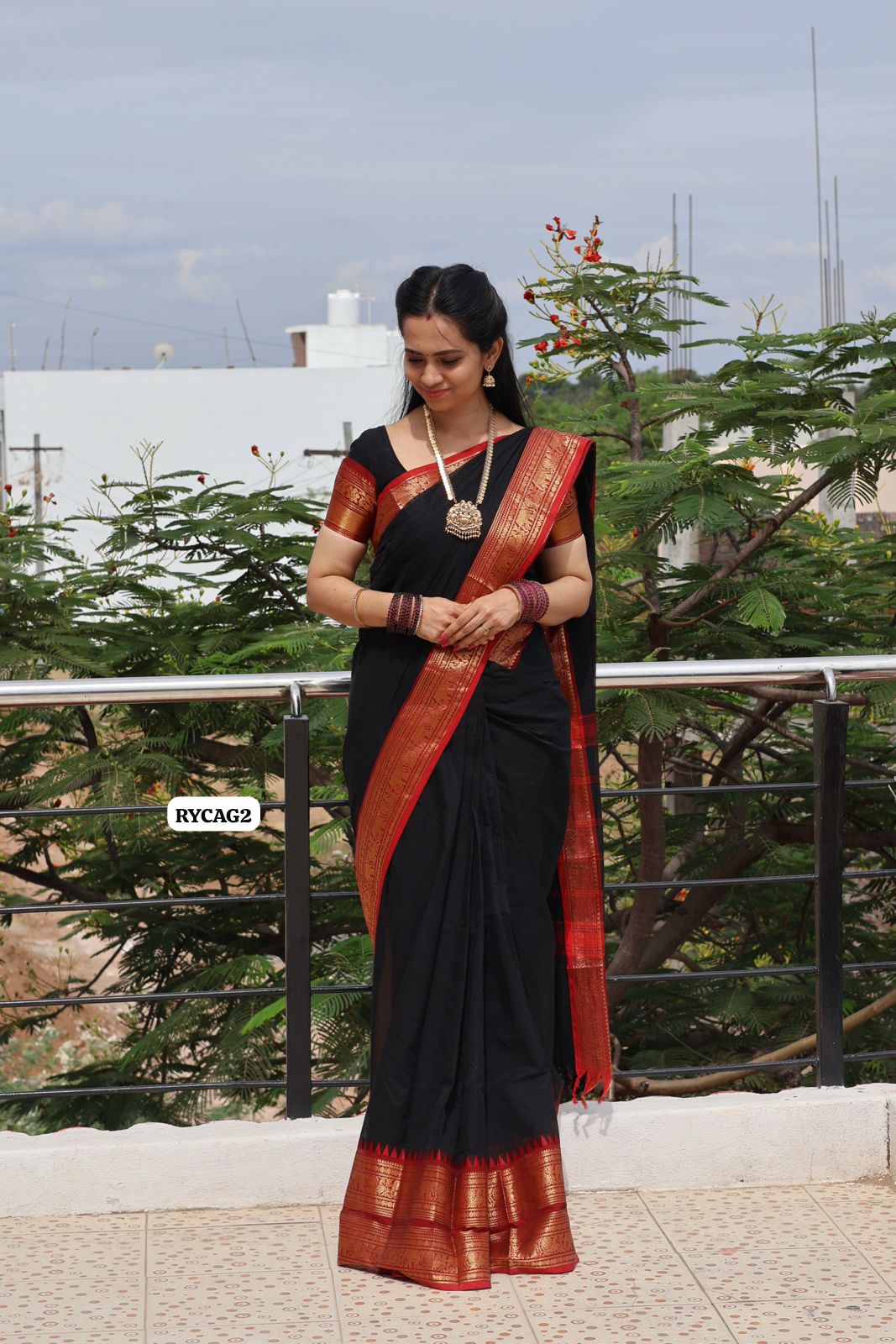 Premium Kanchi cotton 🥳black⚫with red