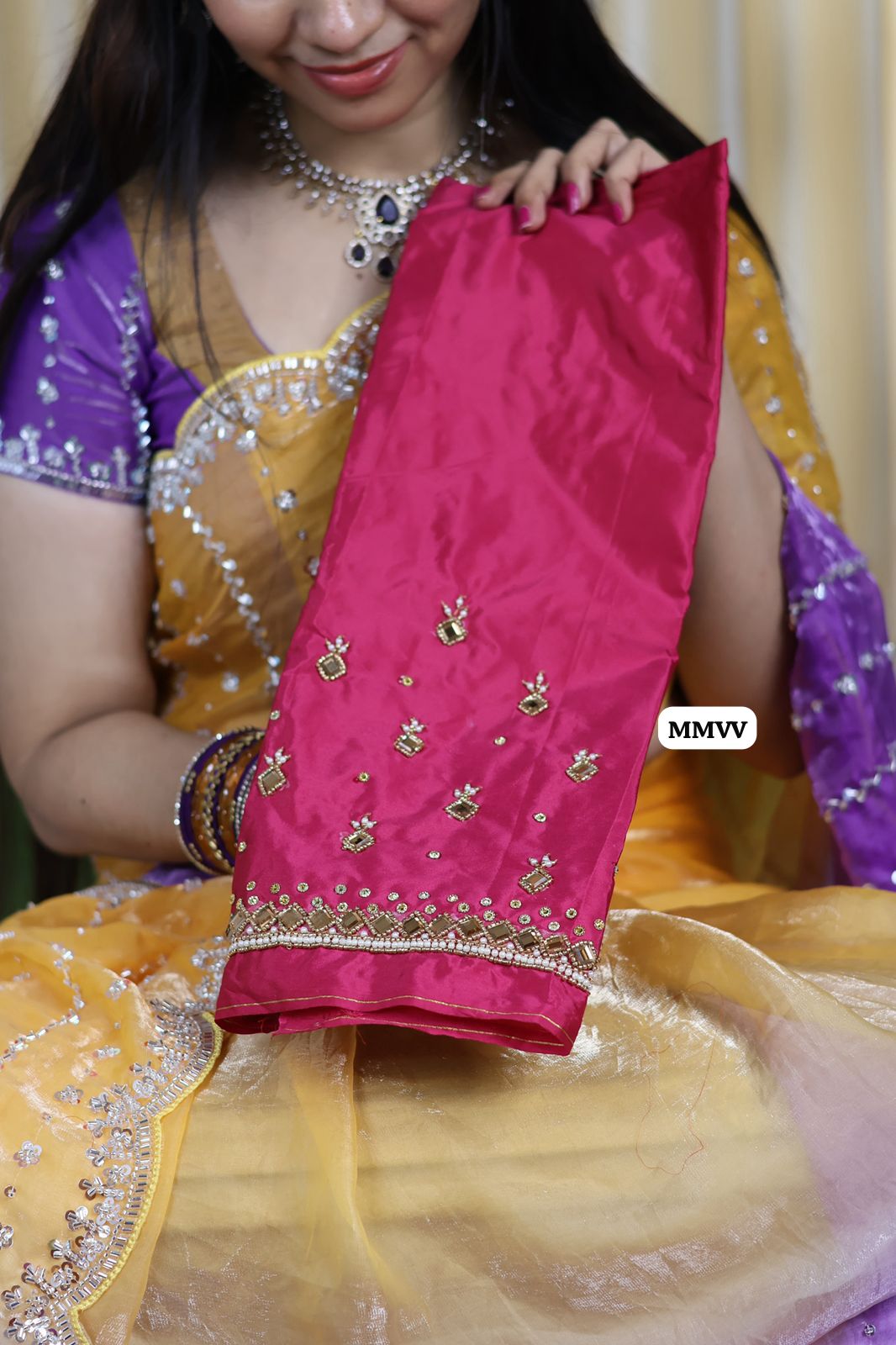 Aari blouse unstitched Ⓜ️😍