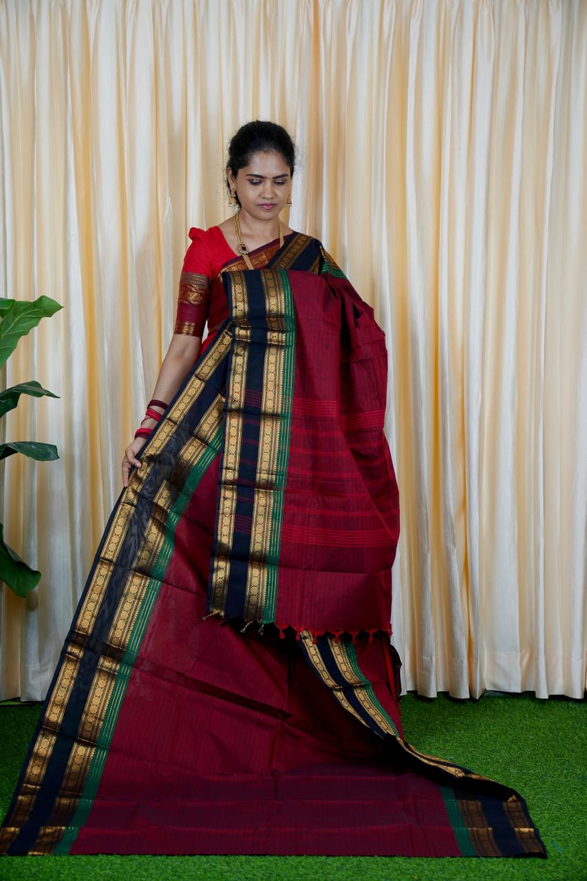 Premium kanchi cotton Running blouse. retta petta border🥰😎