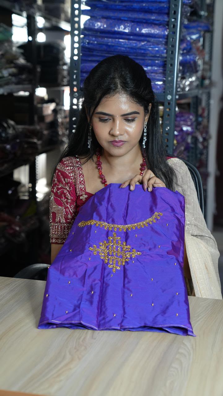 Aari blouse unstitched π₯°ππ