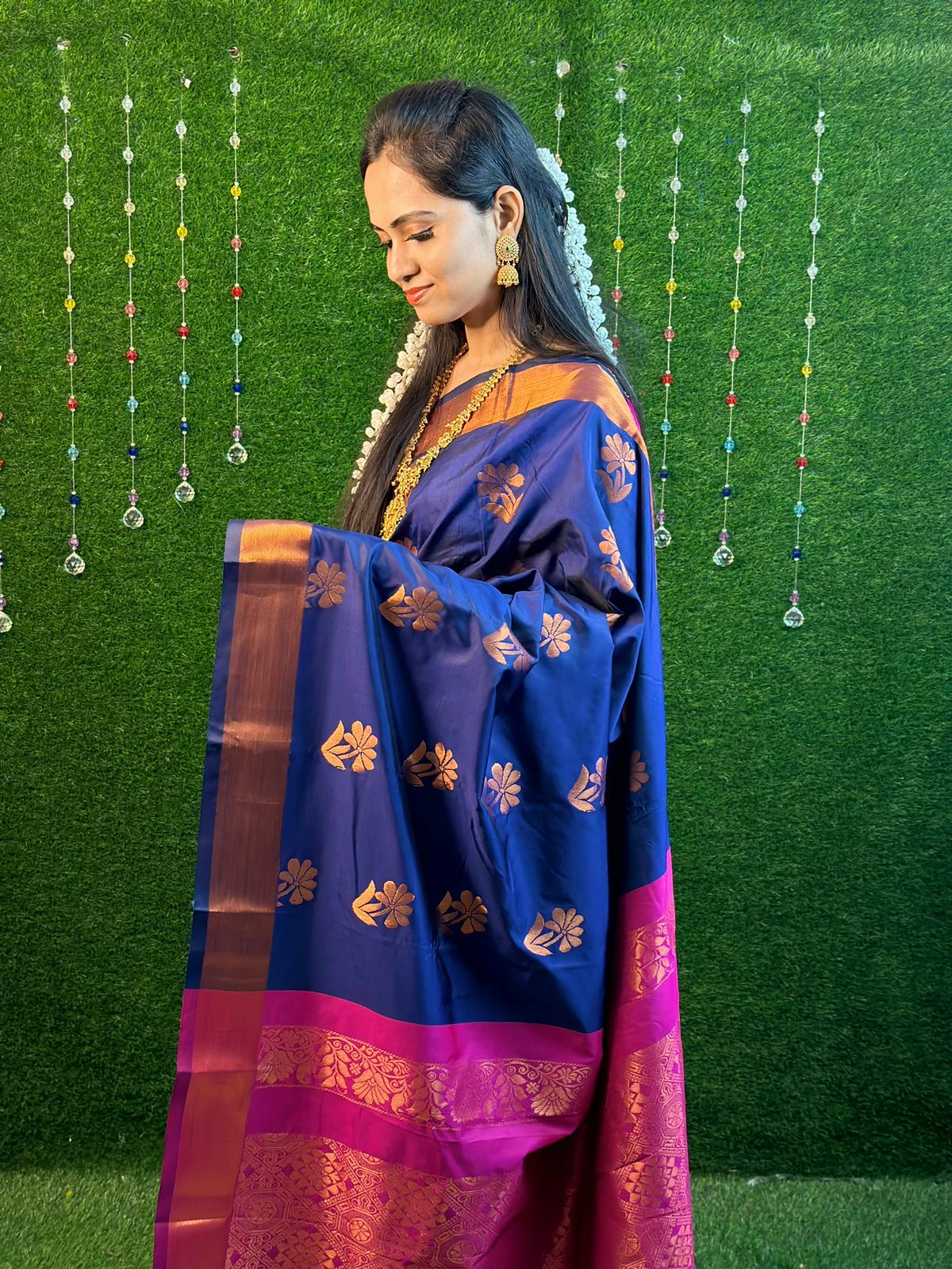 Soft silk sarees š„³