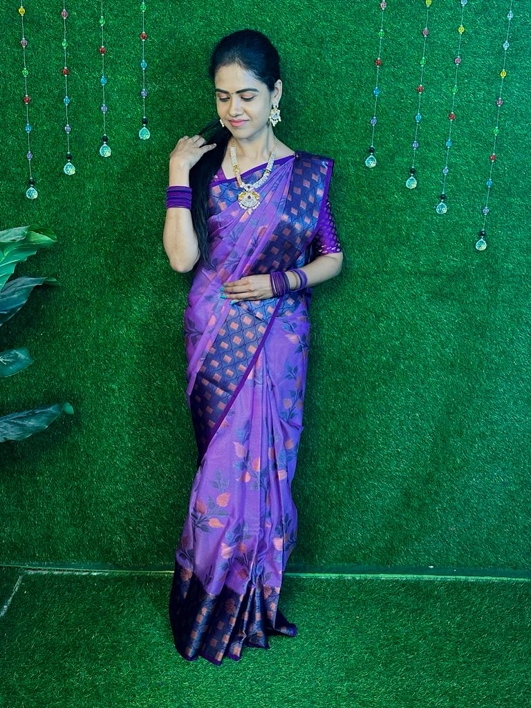 Premium warm soft silk sarees❌