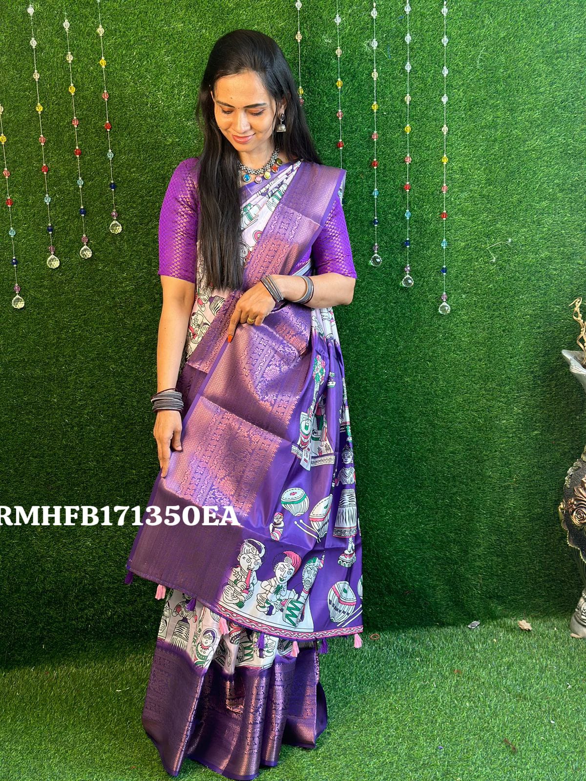 Semi soft silk saree. YYY