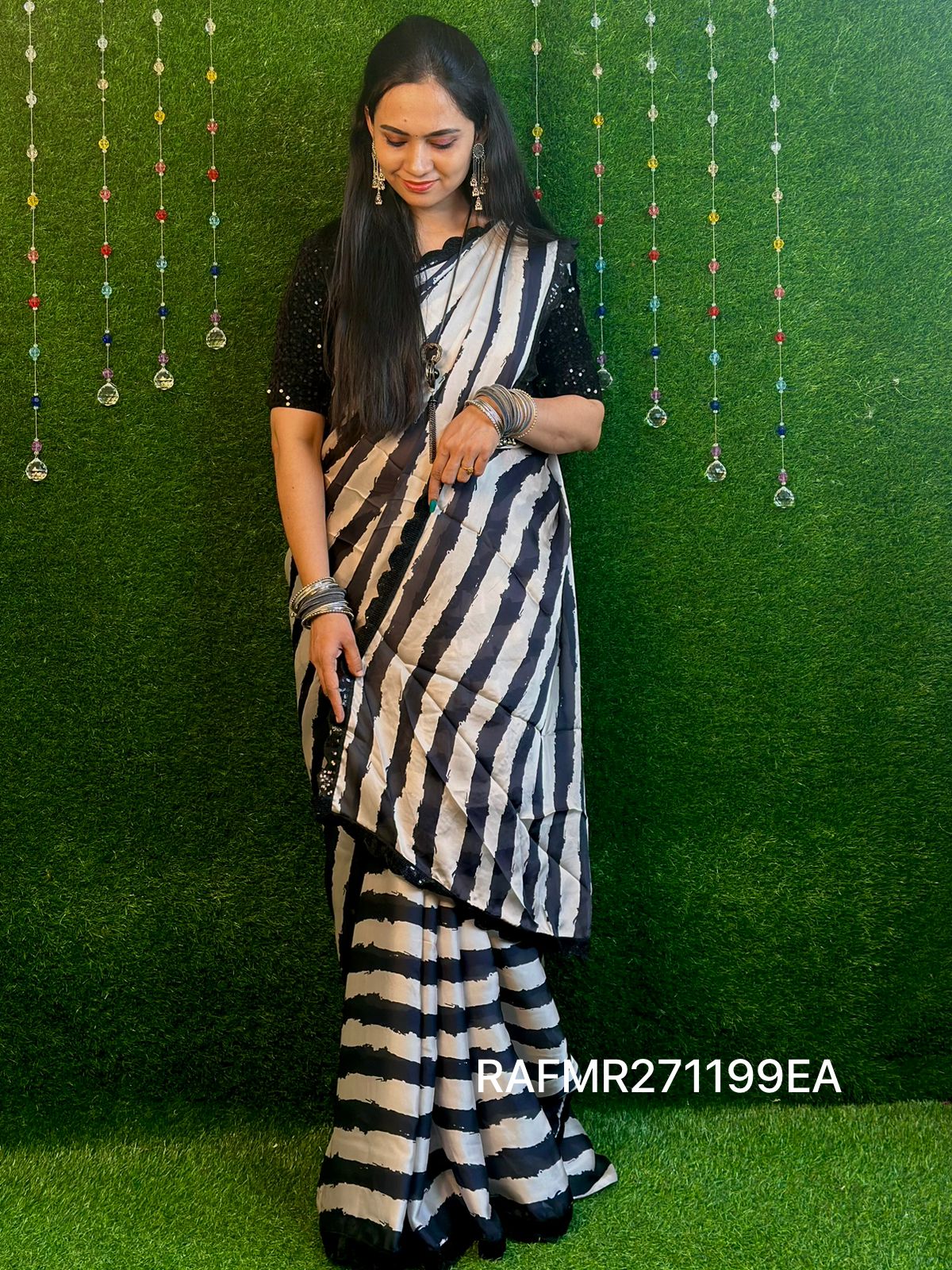 Party wear sarees🥳