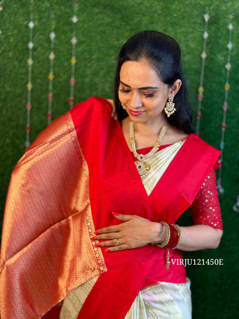 Warm silk saree ❌