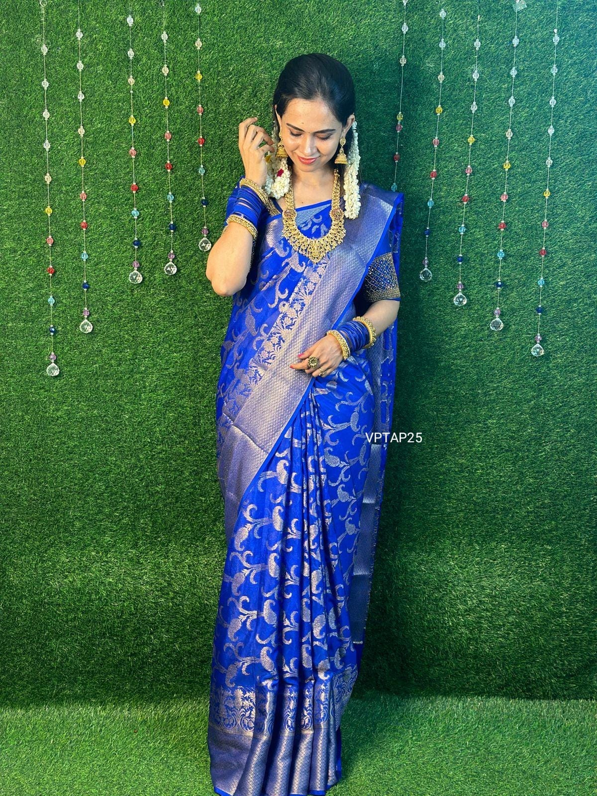 Warm silk sareeš„°