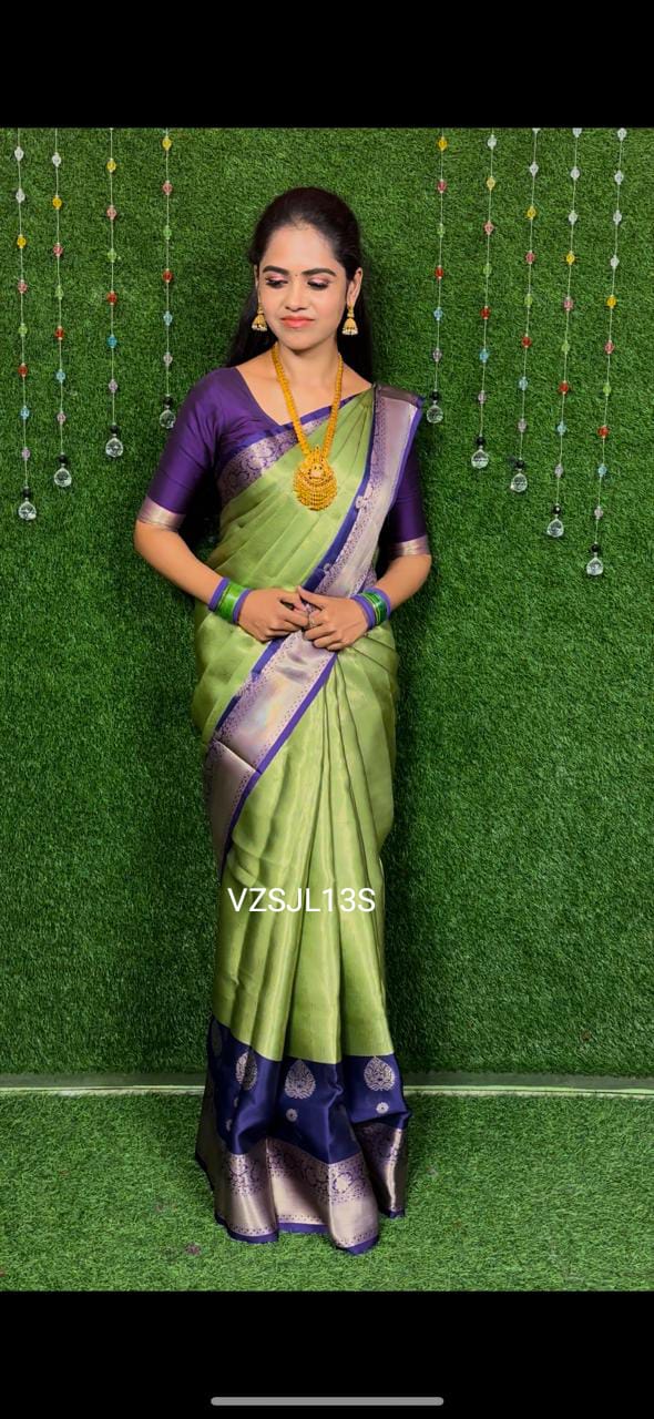 Banarasi saree prebook. ❌