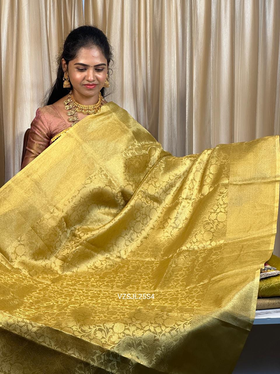 Golden collection's Prebook š„³