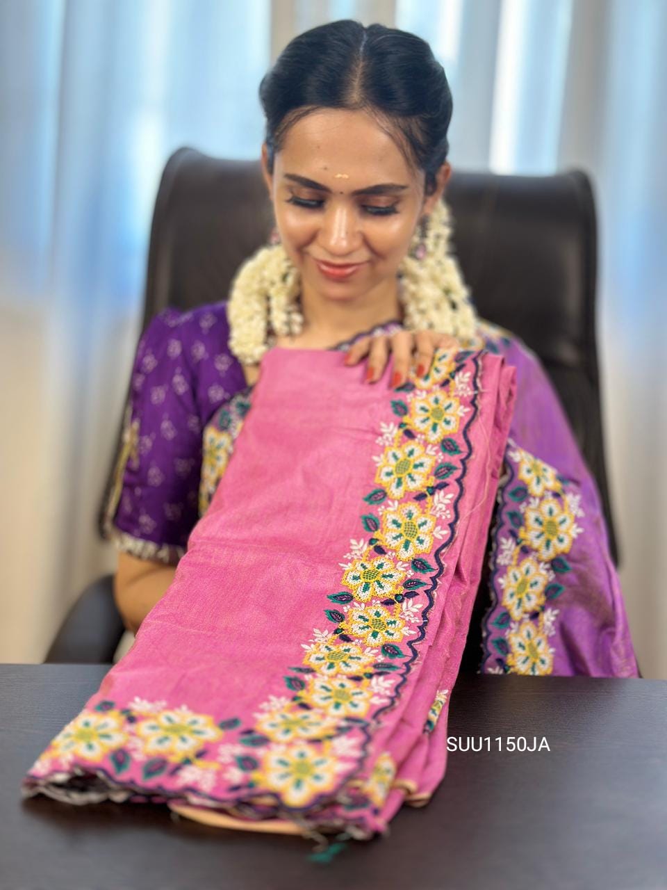 Party wear saree 🥳