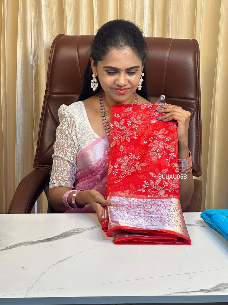 Organza saree in hit colour 🥳