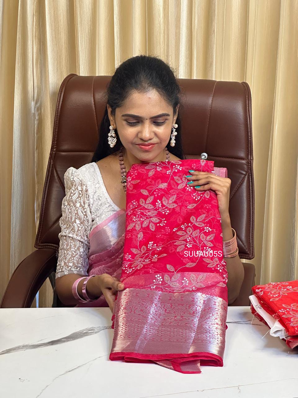 Organza saree in hit colour ❌