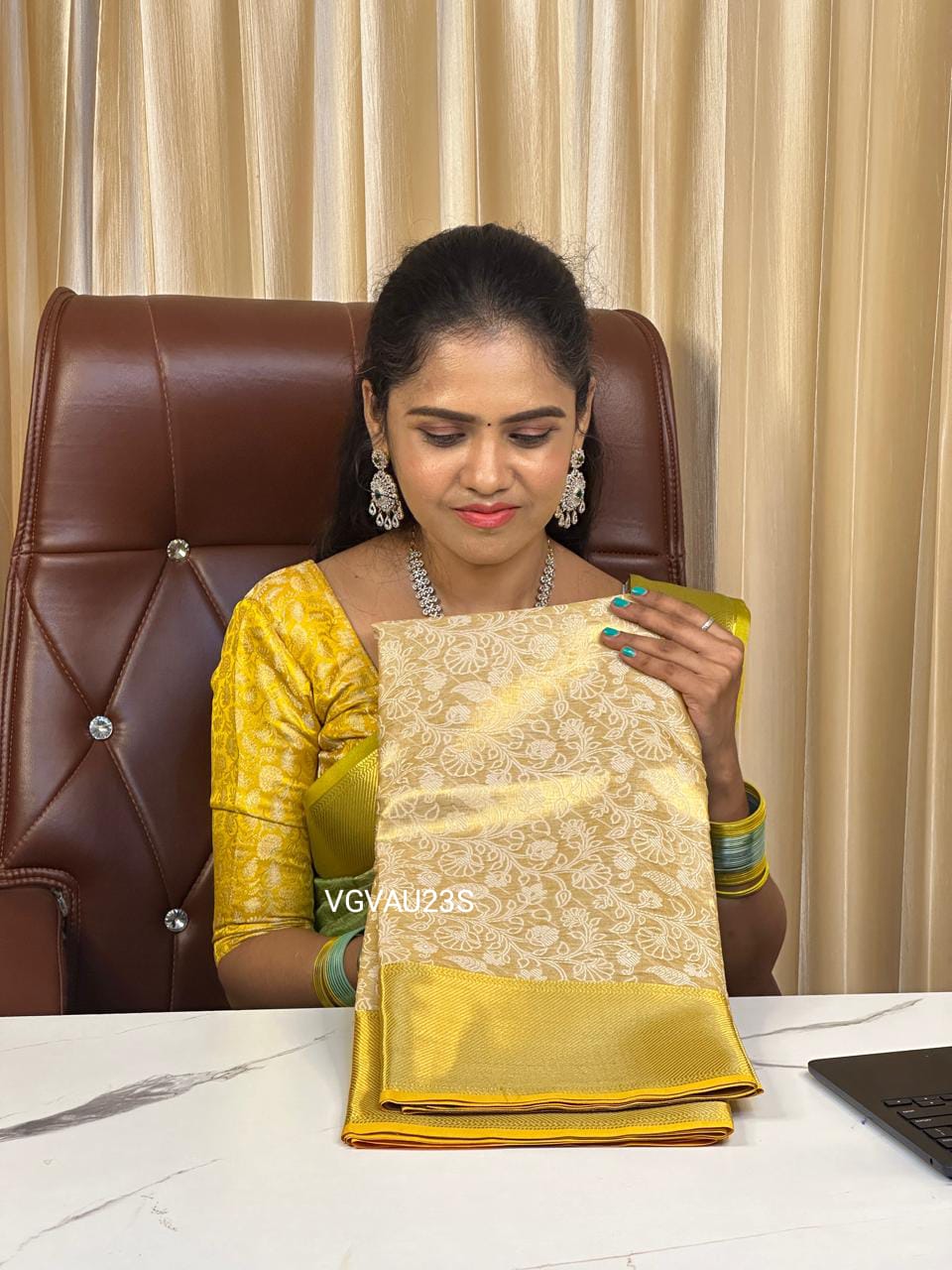 Offer Saree Embroidery design in katan semi silk sareeš„°
