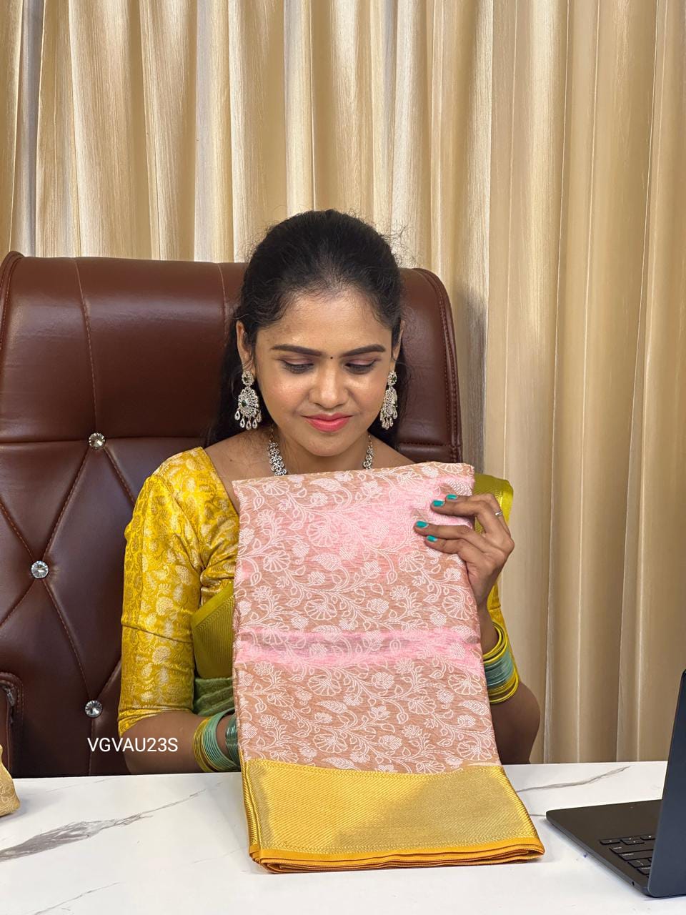 Thread Embroidery designs in soft katan 🥳