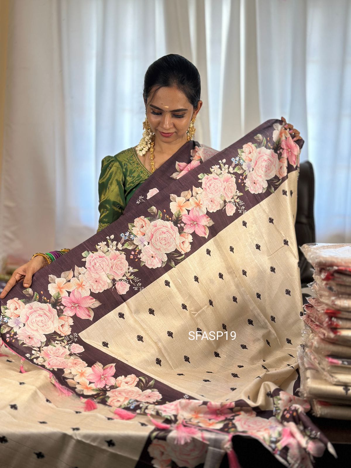 Dola tussar silk.