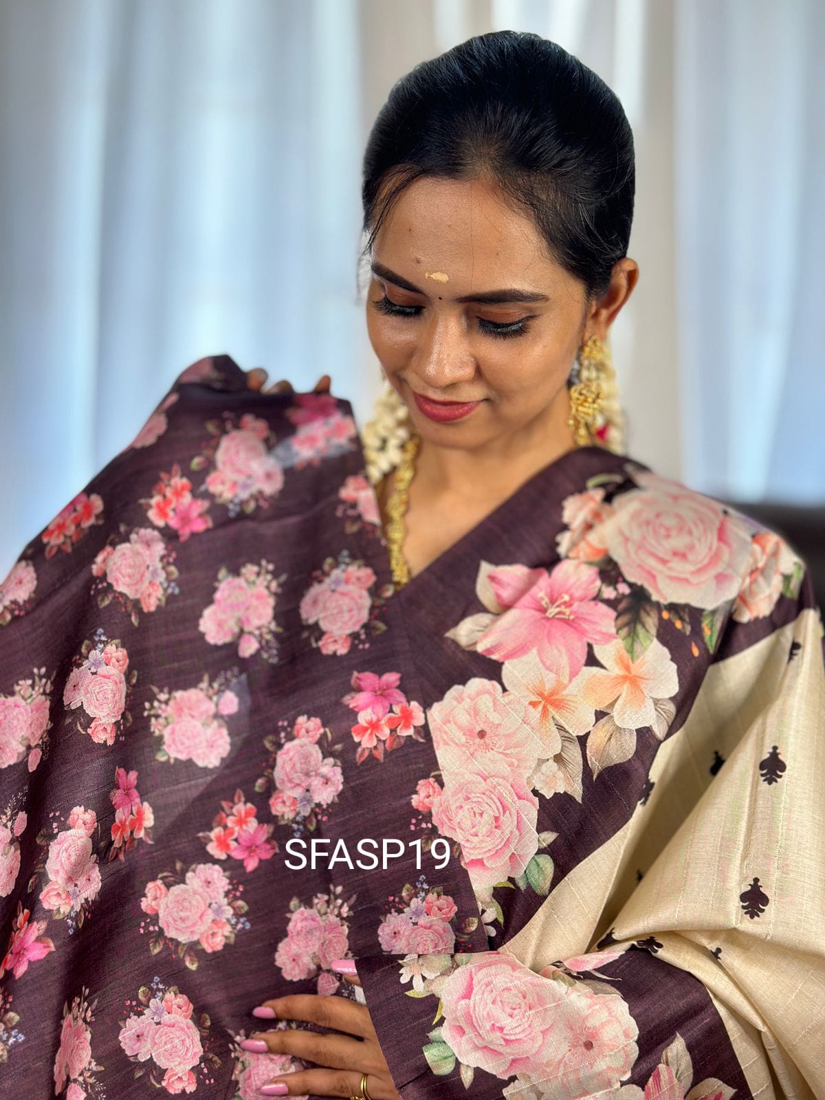 Dola tussar silk.