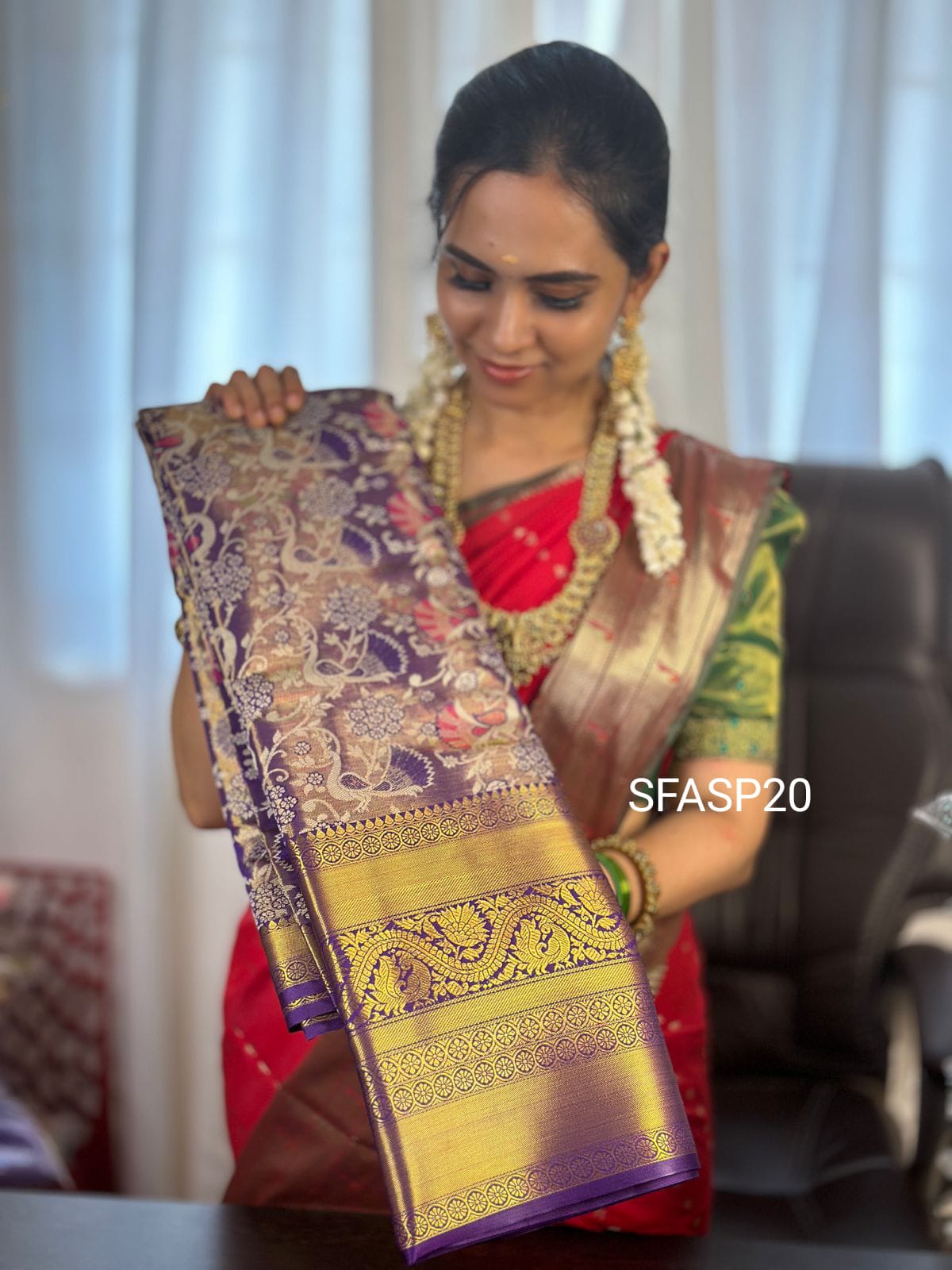 Kanchivaram semi silk/ complete zari❌