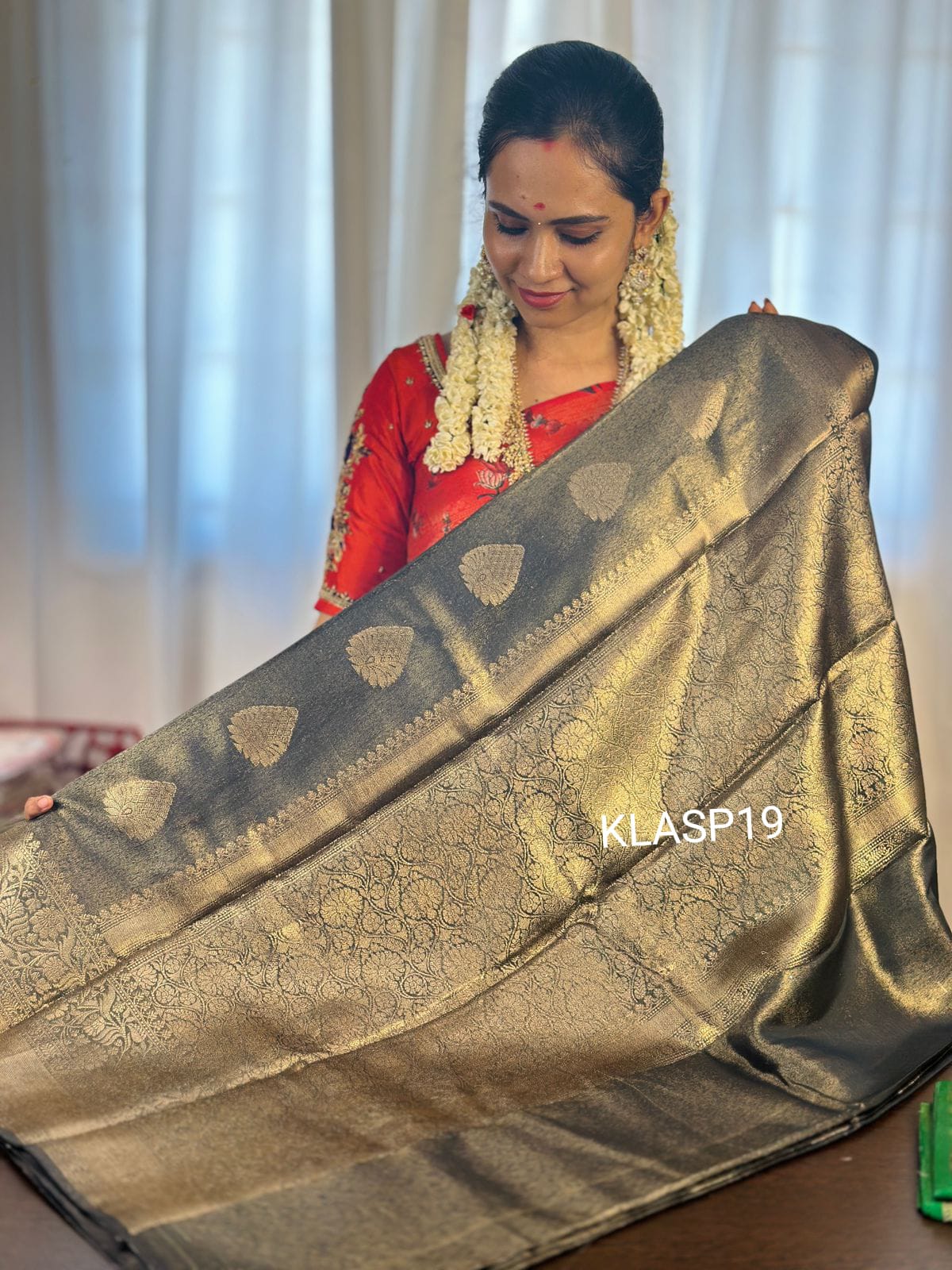 Semi soft/buttery/shiny/silkyy prebook 🥳