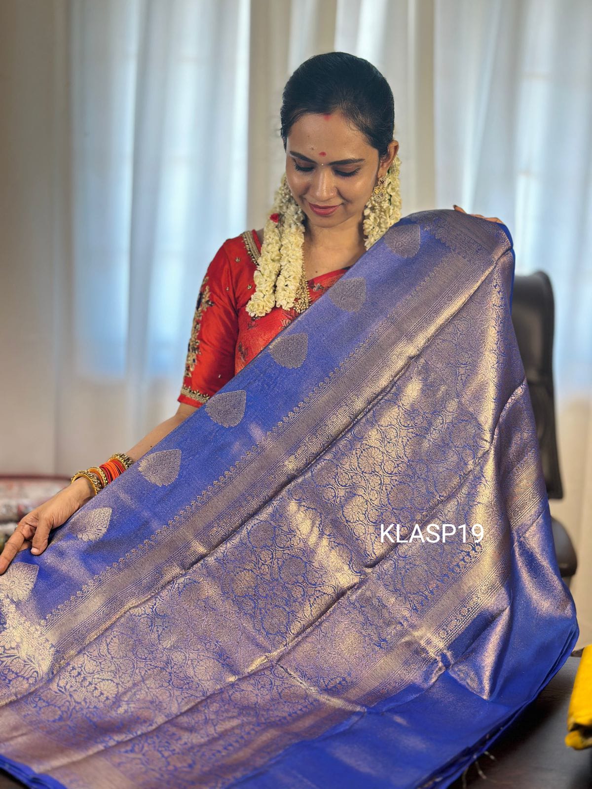 Semi silk/buttery/soft/silkyprebook 🥳