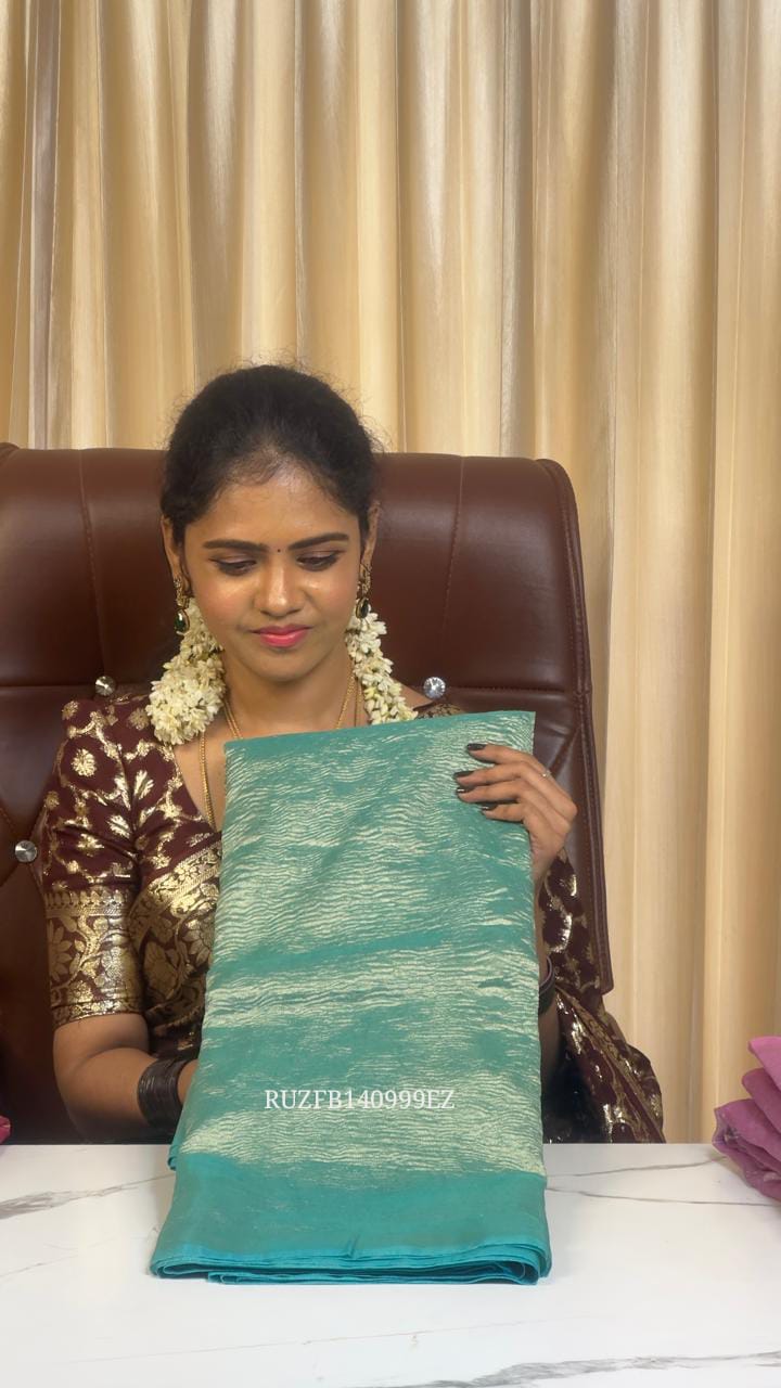 Crushed saree borderless prebook 🥳