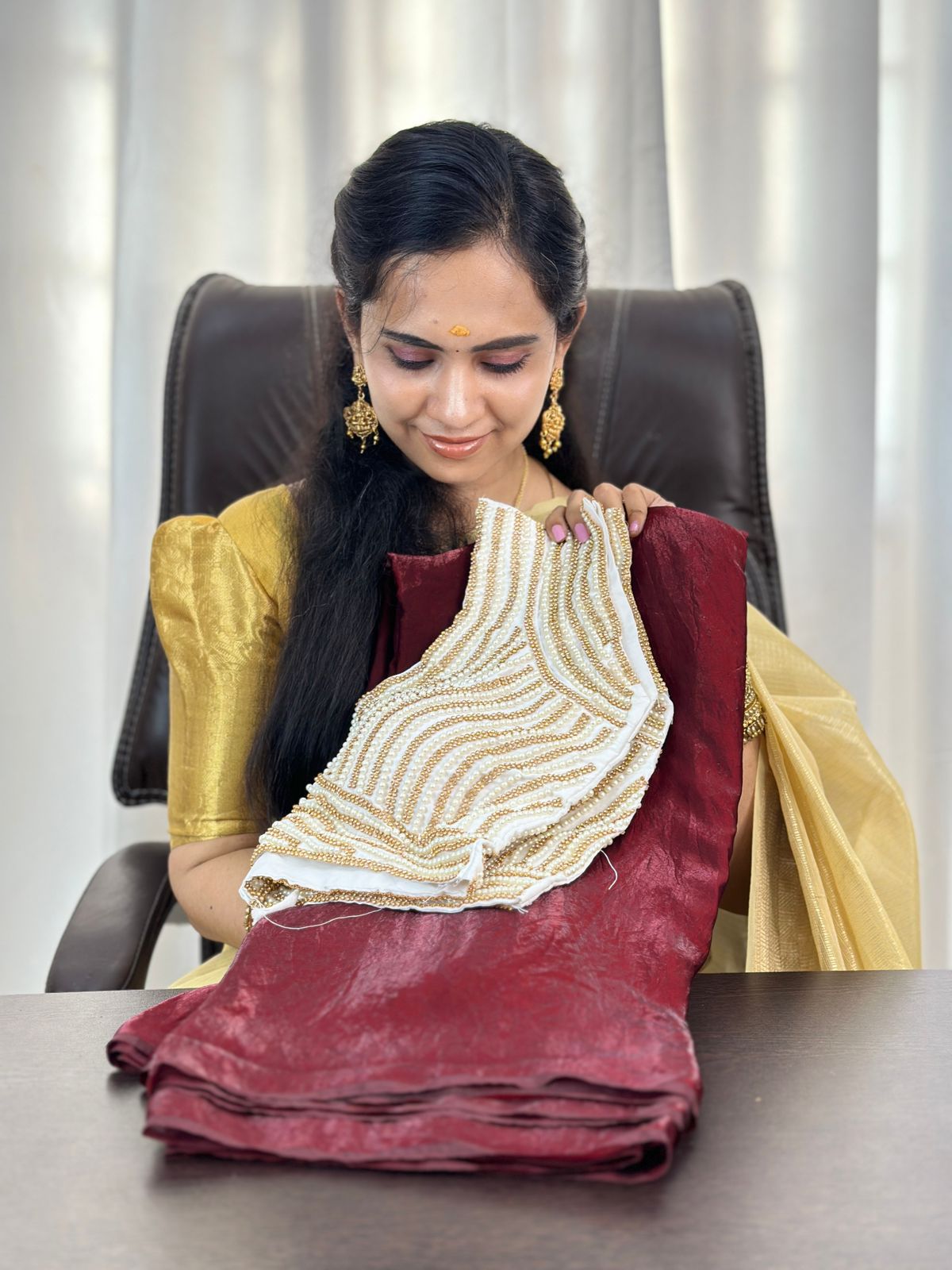 *Stitched blouse alone without sareeš„³ prebook 20-25 days