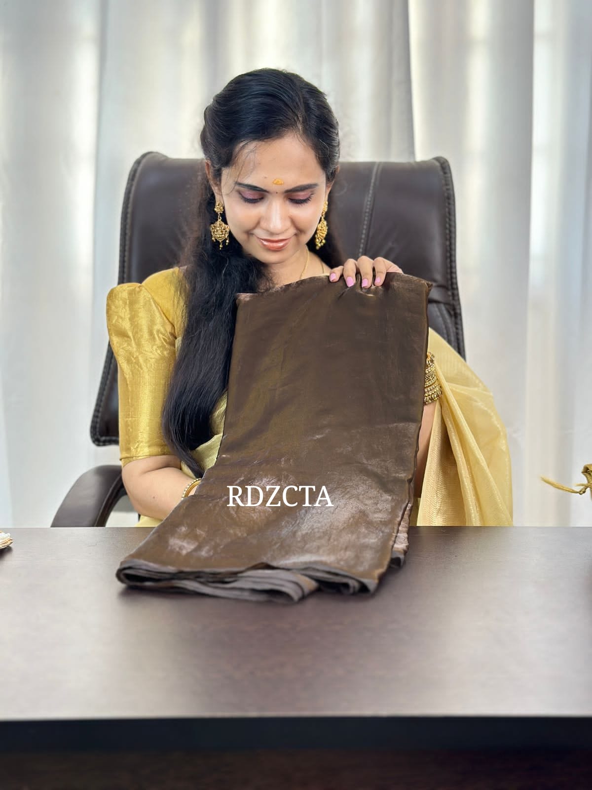 *Premium quality space silk with running blouse