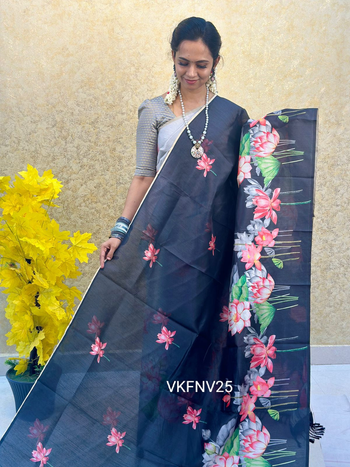 Tussar semi silk saree with trending design sold❌