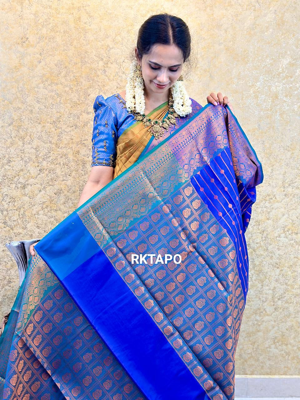 Semi soft silk saree prebook⌛