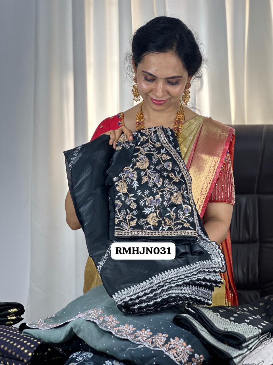 Designer sarees. Offer saree ☺