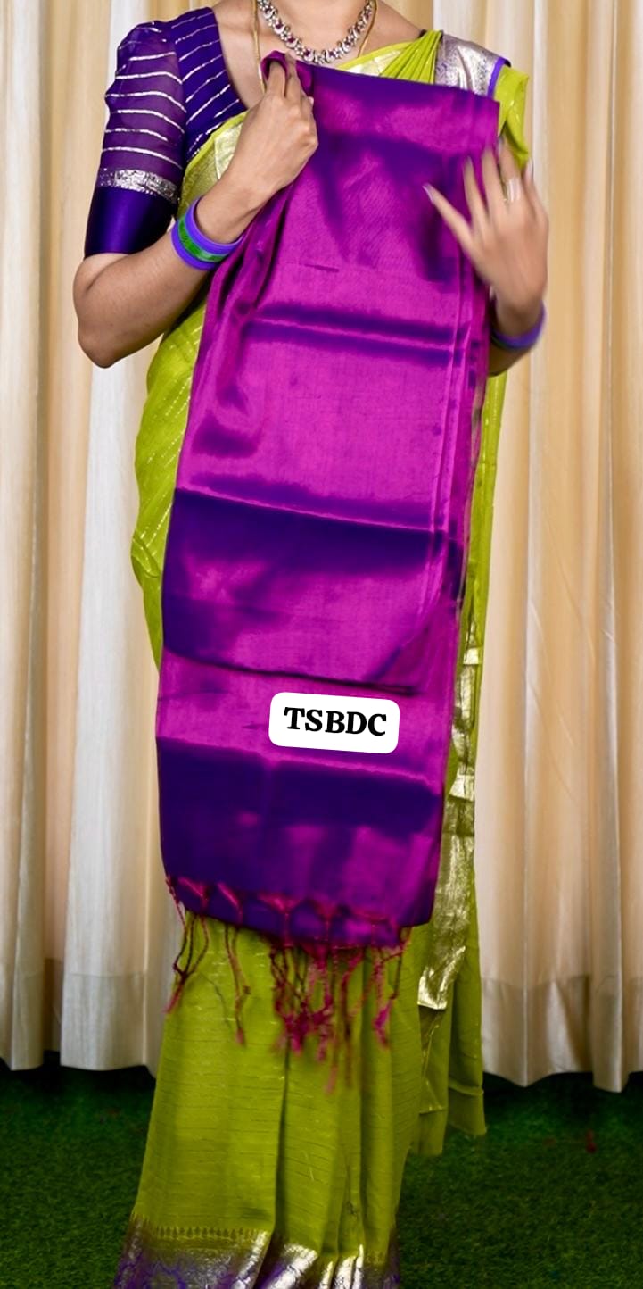 Kadhi soft tissue sarees🥳