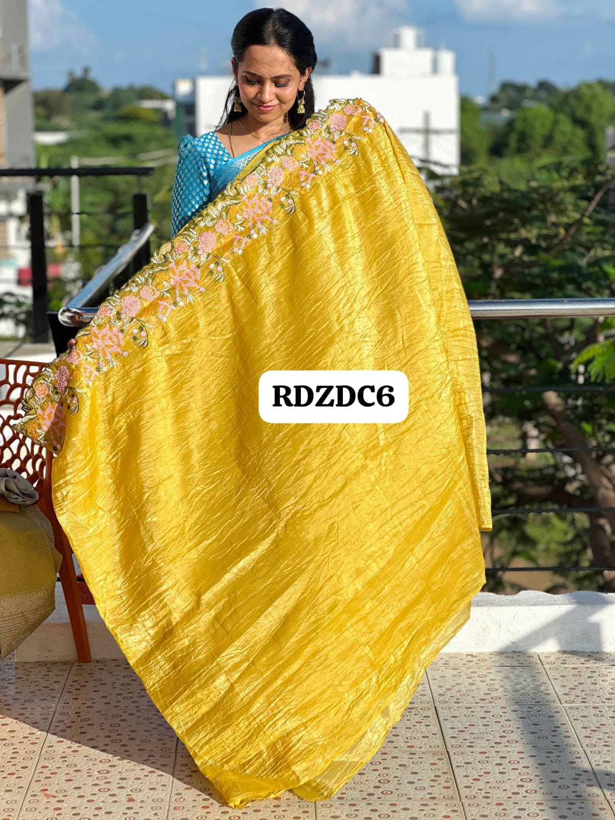 Crushed space silk saree with embroidery border prebook