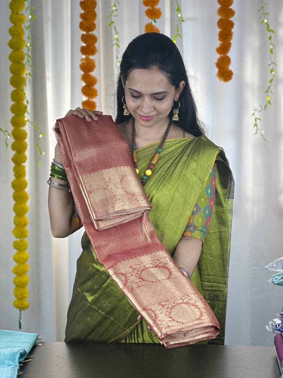 Tissue saree š„³