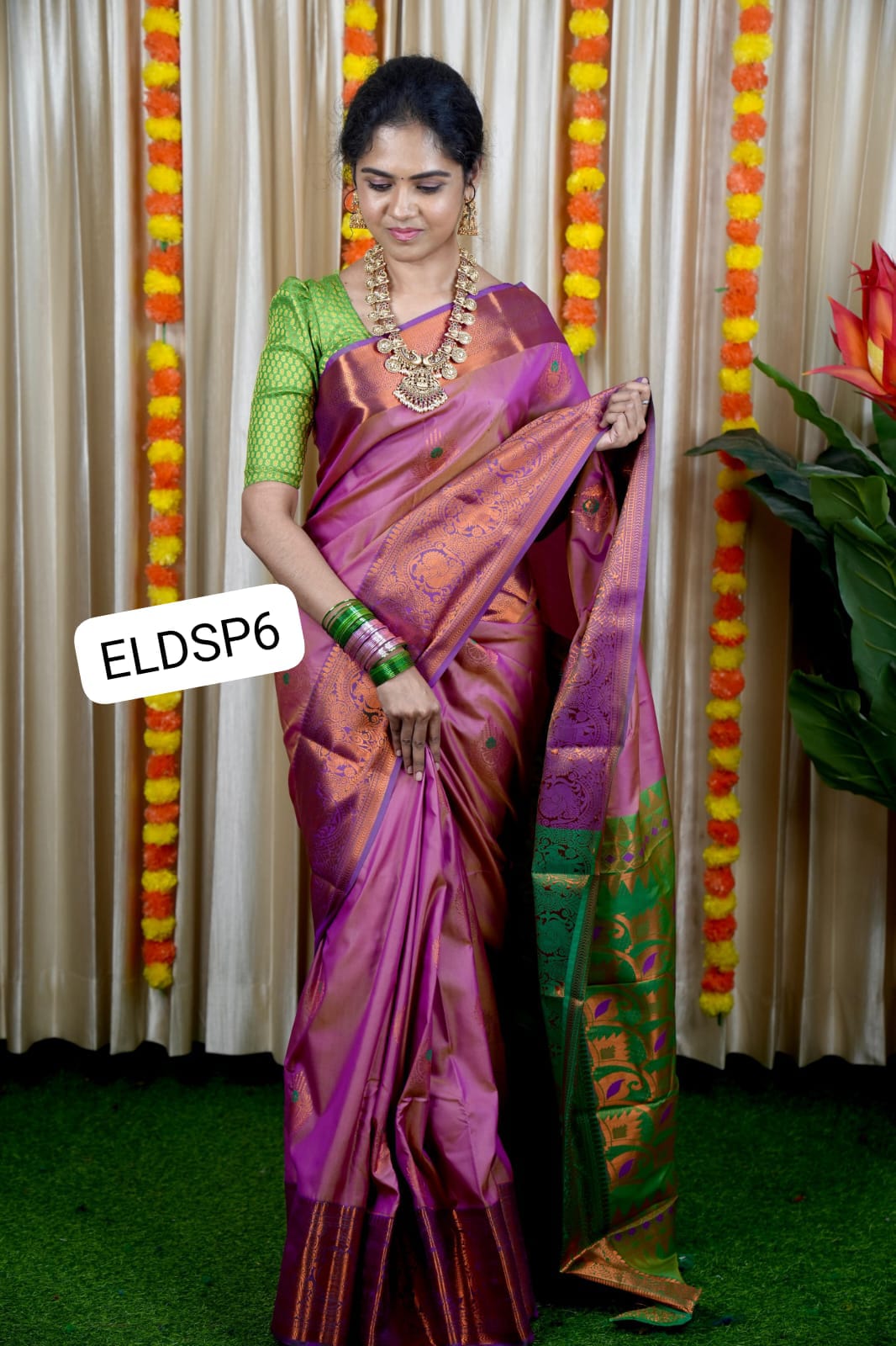 Soft silk sareeš„³