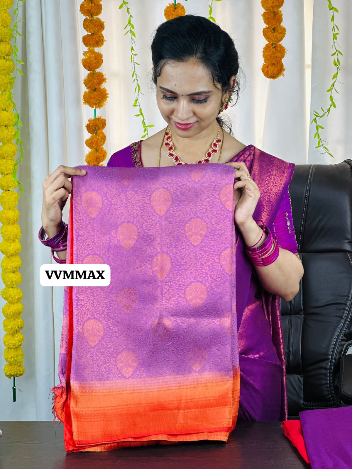 Kubera pattu sareeš